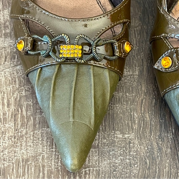 Selina by Summer Rio Army Green Pointed Toe Heels w/ Yellow Crystal  Size 8.5 - Picture 12 of 17
